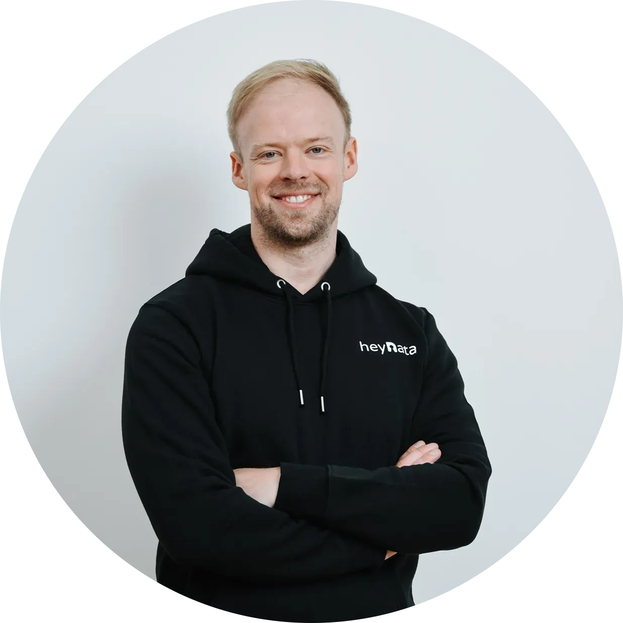 heyData-Daniel_Deutsch-cropped.webp